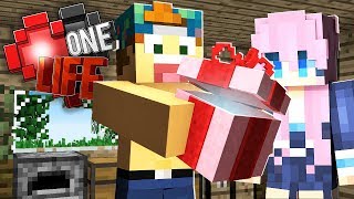 OPENING MY GIFT FROM LIZZIE! | ONE LIFE #33