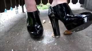 snail shell crushing crush with Plateau Heels