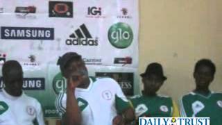 Keshi announcing list of players