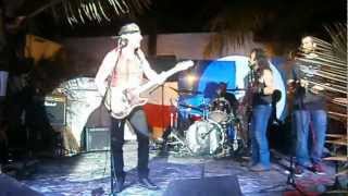 Motoralmaysangre - La Renga en el Pocna Hostel, Isla Mujeres, Mexico