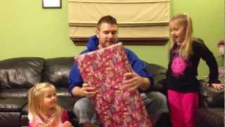 Grims Toy Show episode 23: WWE wrestling action figures christmas spectactular Mattel toysrus