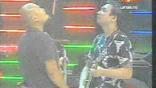 Netral - Cahaya bulan (live)