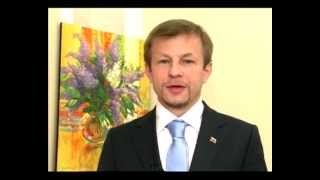 Евгений Урлашов поздравляет всех женщин с 8 марта