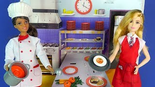 ОНИ БУДУТ РАБОТАТЬ В ШКОЛЕ? Куклы #Барби Шеф Повар и Официант Игрушки Для девочек