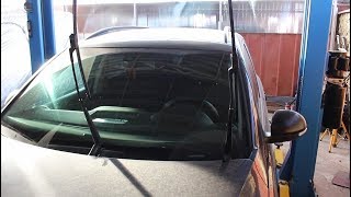 Замена дворников лобового стекла на Volkswagen Tiguan 2,0 Фольксваген Тигуан 2009 год