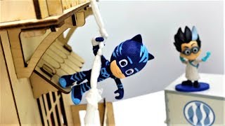 Pyjamasques en français: Sorceline et Romeo ont pris le pouvoir de Yo-Yo