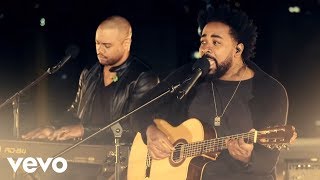 Preto no Branco - O Que Fizeram de Você (Ao Vivo)