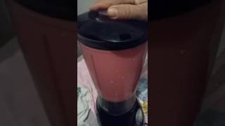 Sobremesa de gelatina com leite condensado e creme de leite