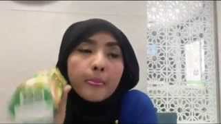 Cewek Berjilbab ini Ngajak Ngocok Bareng Cowoknya