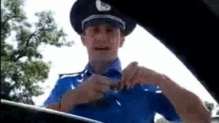 Гаишник хочет набить ебало