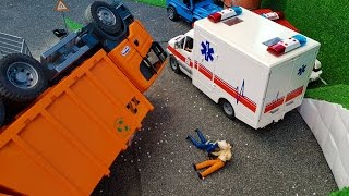 BRUDER toys GARBAGE truck CRASH!