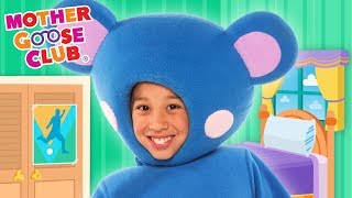 Putting On My Clothes | Costume Dress Up Game | Mother Goose Club Phonics Songs