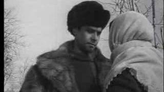 Жизнь идет