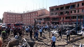 Turkey : Car explosion near police headquarter in Cizre, 8 killed | Oneindia News