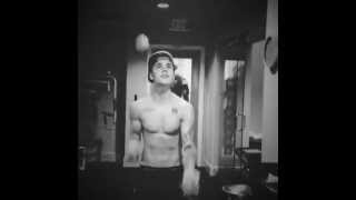 Justin Bieber - Juggling (Tumblr Video)