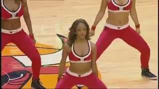 Chicago Bulls Cheerleader Surprised With Marriage Proposal