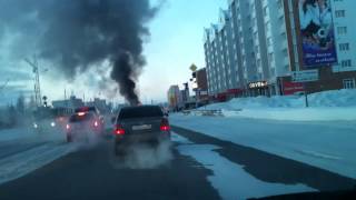 Горит Уаз буханка Новый Уренгой