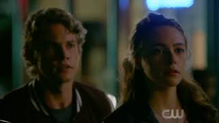 The Originals 5x02-Hope and Roman moment AND everyone finds Henry dead