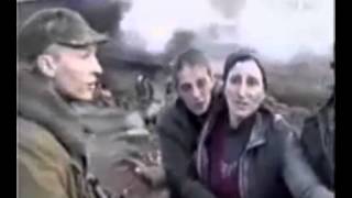 Запрещенное видео в России. +18. Русские солдаты расстреливают чеченскую семью 1999