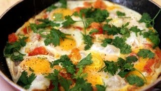 Shakshouka (Egg Dish) - Saudi Arabia Recipe - CookingWithAlia - Episode 176