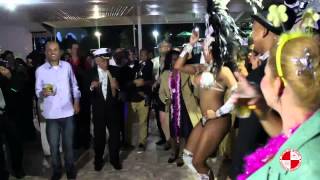 Casamento com Mulata e Bateria Escola de Samba