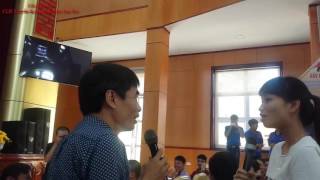 TS. Lê Thẩm Dương nói chuyện với sinh viên Đại học Sao Đỏ về chủ đề: Hành trang hội nhập
