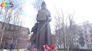 Памятник жителям города военного времени в Архангельске