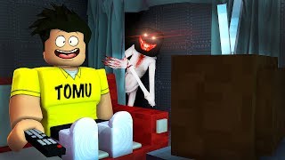 REAGERAR PÅ LÄSKIGA ROBLOX FILMER... SPELA ALDRIG ROBLOX EFTER KL 23.59...