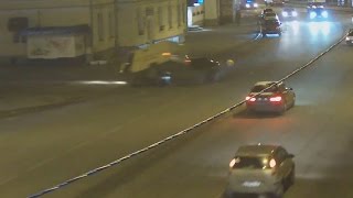 В Архангельске в результате ДТП перевернулся инкасаторский автомобиль