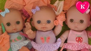 Куклы пупсики ВРЕДНИЧАЮТ. Лопают воздушные шары. Купаются в шарах  Мультик с куклами