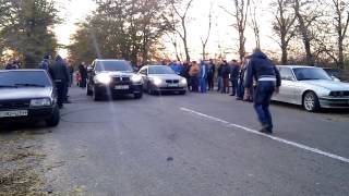 BMW X5 vs BMW530 Drag Racing