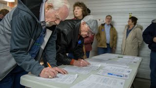 US Democrats make final pitches in Iowa ahead of first primary showdown