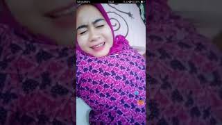 Bigo live || Ibu guru jilbob mainan kancing