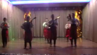 Ансамбль народного танца "Сяйво" - младшая группа (мальчики)