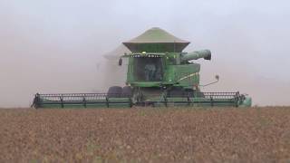Produção brasileira de soja está prestes a alcançar a produção americana.