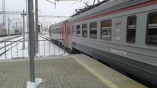 Электропоезд ЭД9МК-0107 с сообщением Ружино-Владивосток
