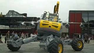 Menzi Muck excavator acrobatics 1