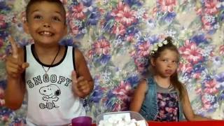 Сумасшедшая семейка Chubby bunny chellenge ПУХЛЫЙ КРОЛИК . ЗАПУТАЛИСЬ . СМОТРЕТЬ ДО КОНЦА!!