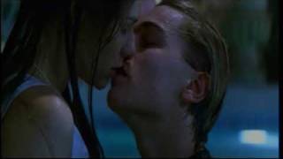 Romeo + Juliet (1996) Shooting : Pool scene
