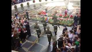 Часть 1. Смена почетного караула в Волгограде на Мамаев кургане