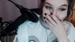 ШОК! emilLSDtray забанили на Twitche . Катюху стримершу забанили на ДР. Показала яйца.