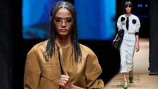 Prada мода в Милане весна лето 2023 / Одежда, сумки и аксессуары