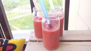 Смузи с киви и клубникой. Готовим с детьми. Дети готовят еду сами.