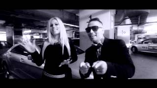 Vali Pitic  - In mall la cafenea
