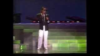 julio sabala celia cruz y lola frores julio iglesias pavarotti Telemundo