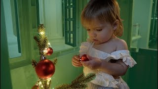 ONE YEAR OLD TWINS DECORATE *CUTENESS OVERLOAD*