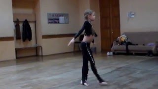 ДАРЬЯ ЛОЖНИКОВА "Диско-слоу"