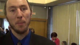 "Вы жопу Единой России лижете..."