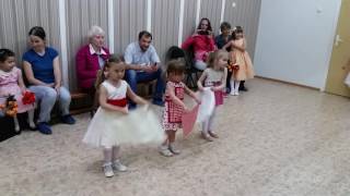 Детский танец стирка, апрель 2016.