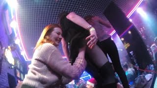 РЫЖЕВОЛОСАЯ ПОМОГАЕТ СОБЛАЗНЯТЬ ПАРНЯМ ТЕЛОЧЕК! ПЕРЕХОД НА СВЕТЛУЮ СТОРОНУ СИЛЫ